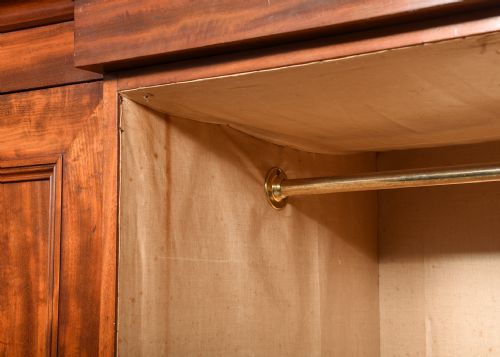 GEORGE IV FOURDOOR MAHOGANY WARDROBE - ADDITIONAL PHOTO 3