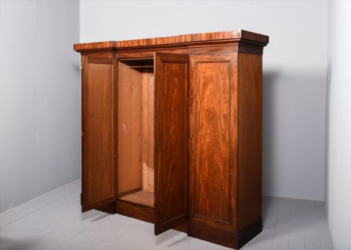 GEORGE IV FOURDOOR MAHOGANY WARDROBE - ADDITIONAL PHOTO 7