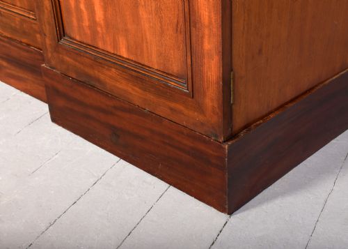 GEORGE IV FOURDOOR MAHOGANY WARDROBE - ADDITIONAL PHOTO 12