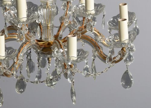 GLASS AND CRYSTAL CHANDELIER OF NEAT PROPORTIONS - ADDITIONAL PHOTO 4