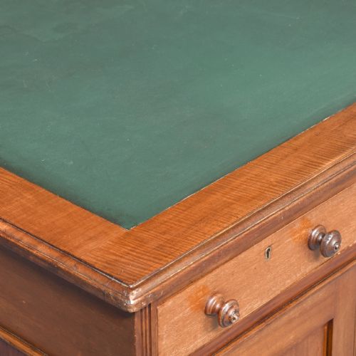 QUALITY VICTORIAN MAHOGANY PARTNERS DESK - ADDITIONAL PHOTO 1