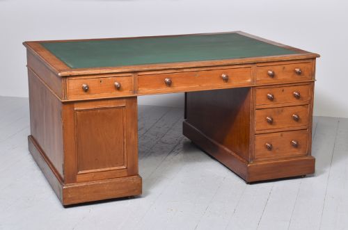 QUALITY VICTORIAN MAHOGANY PARTNERS DESK - ADDITIONAL PHOTO 5