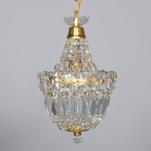 PAIR OF BRASS AND CRYSTAL LIGHT FITTINGS - ADDITIONAL PHOTO 1