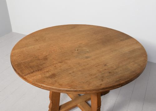 CIRCULAR OAK TABLE IN THE STYLE OF SIR ROBERT STODDART LORIMER - ADDITIONAL PHOTO 1