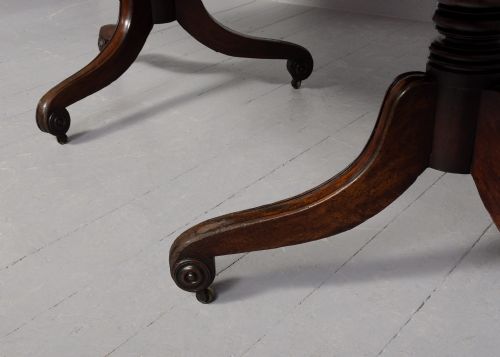 GEORGE IV MAHOGANY TWIN PILLAR DINING TABLE AND EXTRA LEAF - ADDITIONAL PHOTO 2