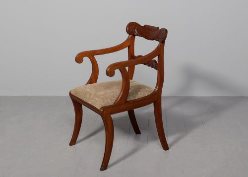 SET OF 10 SCOTTISH MAHOGANY DINING CHAIRS - ADDITIONAL PHOTO 6