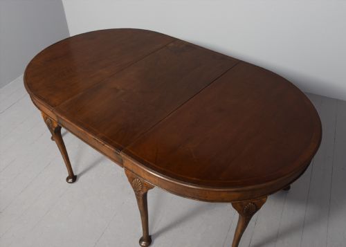 GEORGE II STYLE WALNUT DINING TABLE - ADDITIONAL PHOTO 4
