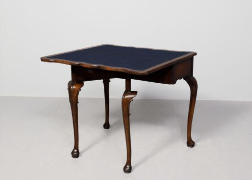 EARLY GEORGIANSTYLE CROSSBANDED FIGUREDWALNUT FOLDOVER GAME TABLES - ADDITIONAL PHOTO 8