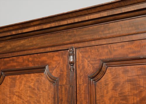 WILLIAM IV FLAME MAHOGANY WARDROBE BY S H JEWELL HIGH HOLBORN LONDON - ADDITIONAL PHOTO 2