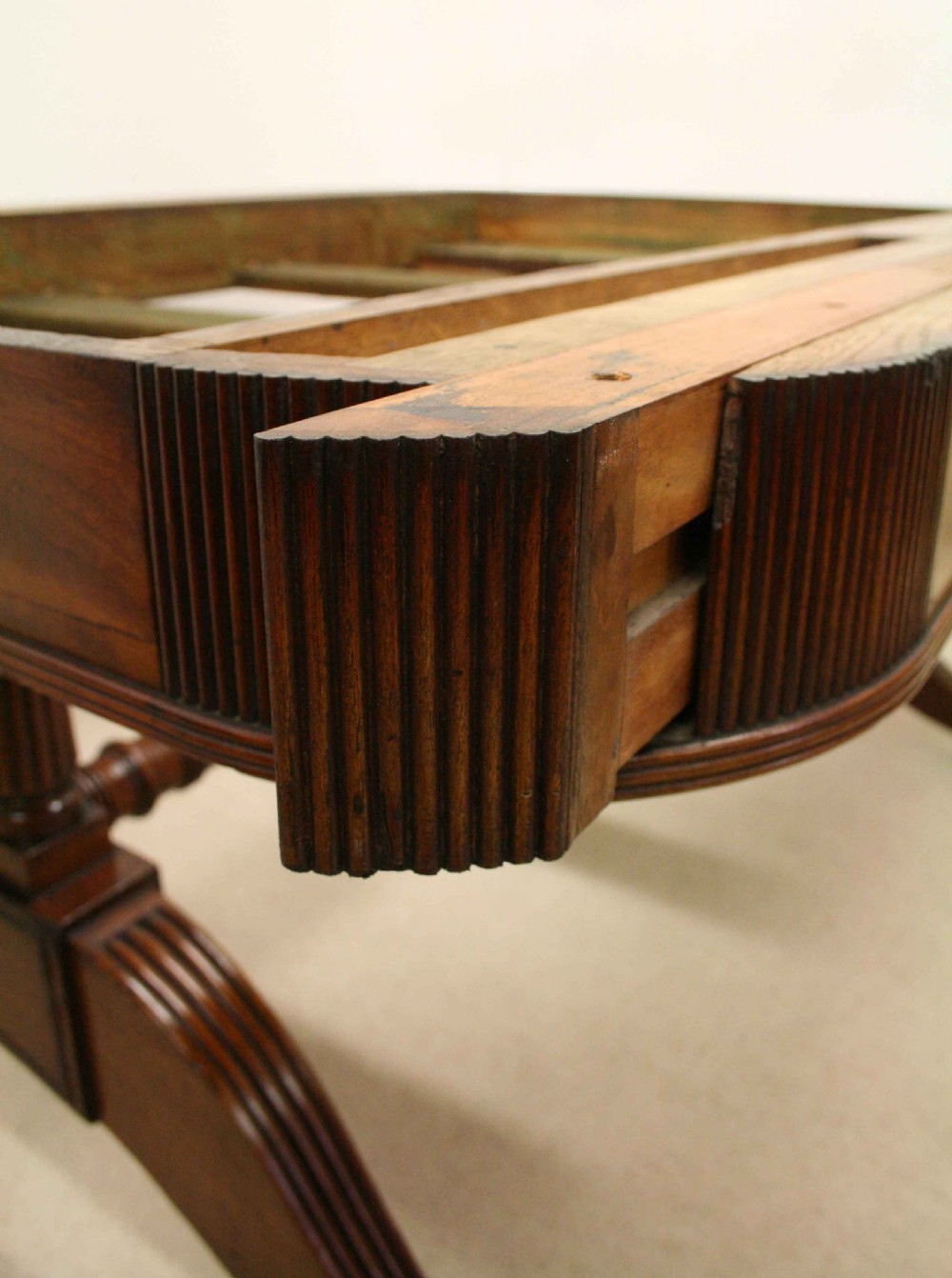 Mahogany Dining Table by William Trotter of Edinburgh View V