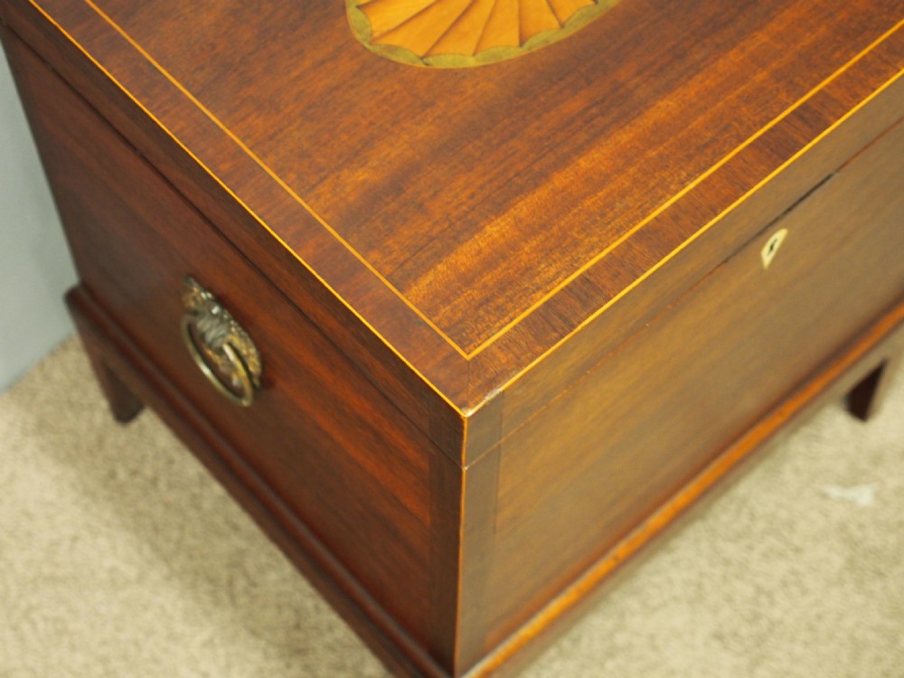 George III Mahogany Inlaid Vin Du Gard View V