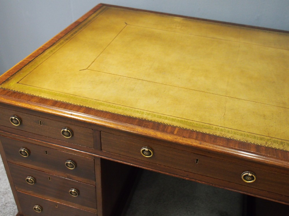 Early 19th Century Mahogany Partners Desk View V