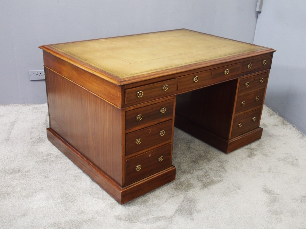 Early 19th Century Mahogany Partners Desk View XII