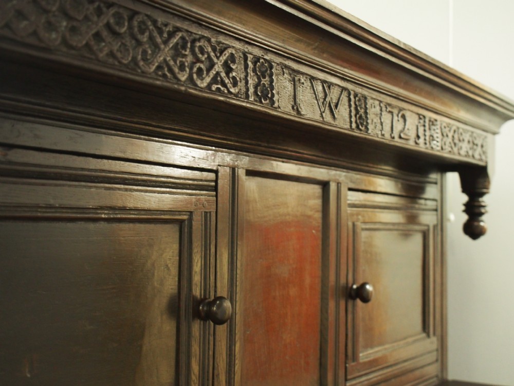18th Century Northern English Oak Cupboard View XIII
