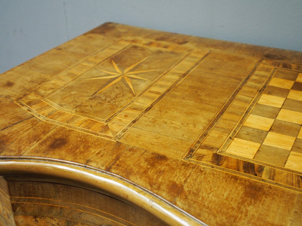 Northern Italian Serpentine Walnut Commode View XV