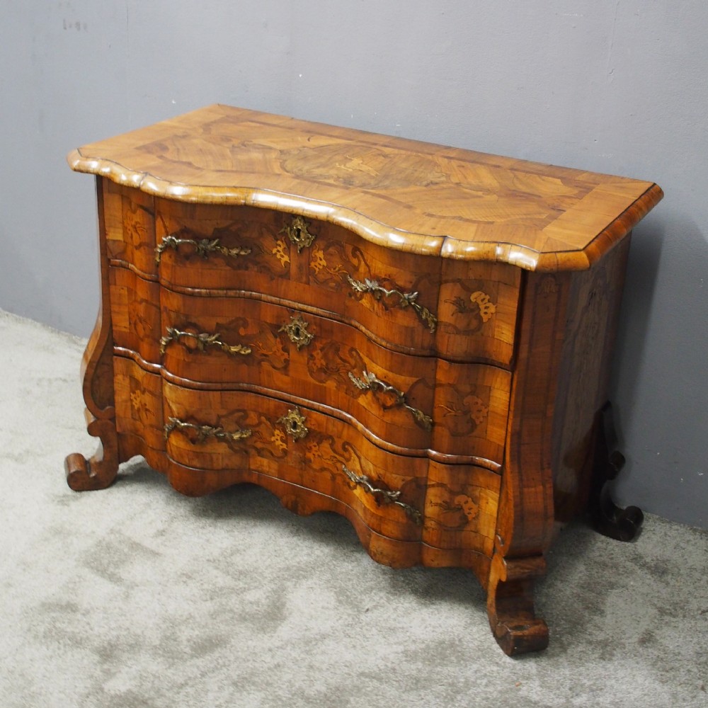 North Italian Walnut Serpentine Commode