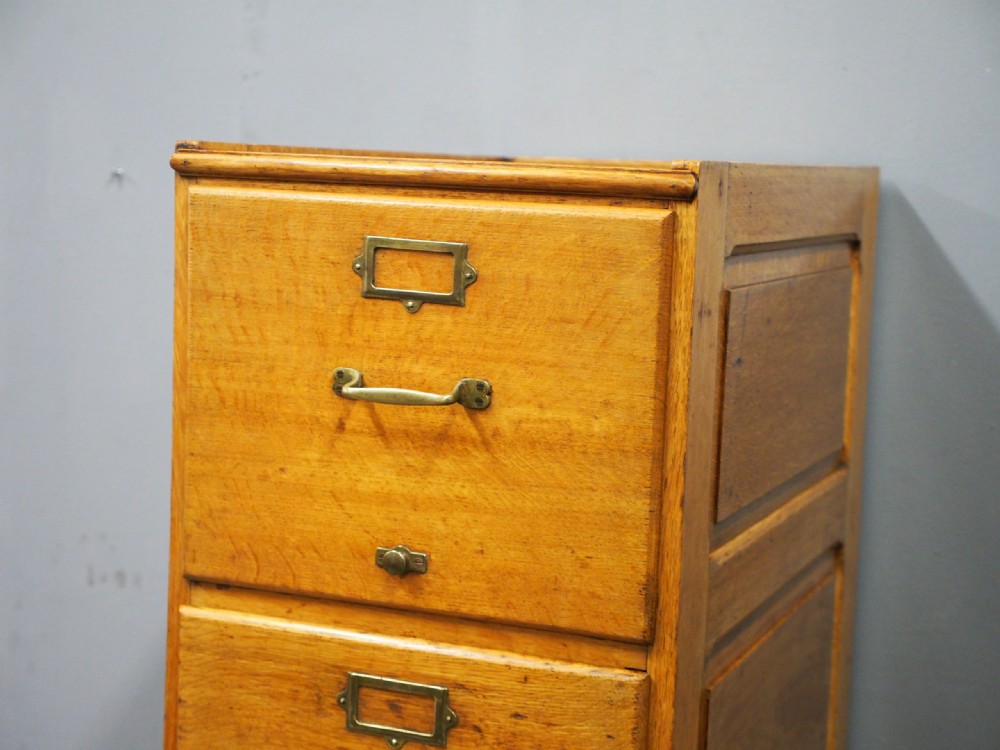 Oak Four Drawer Filing Cabinet View V