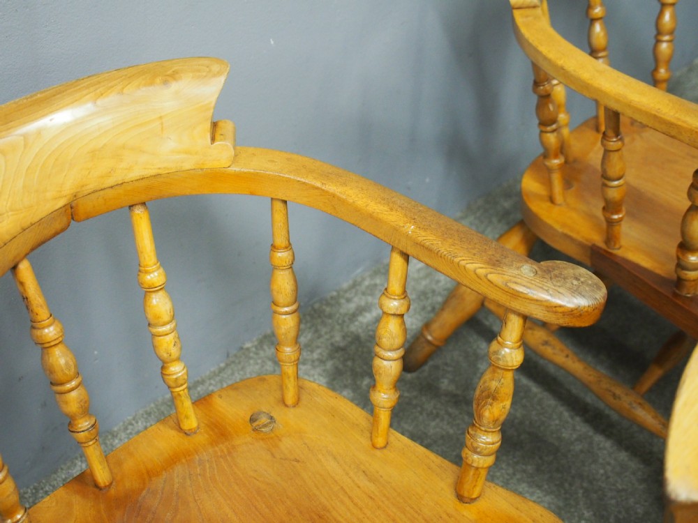 Set of 4 Beech and Elm Captains Chairs View VII