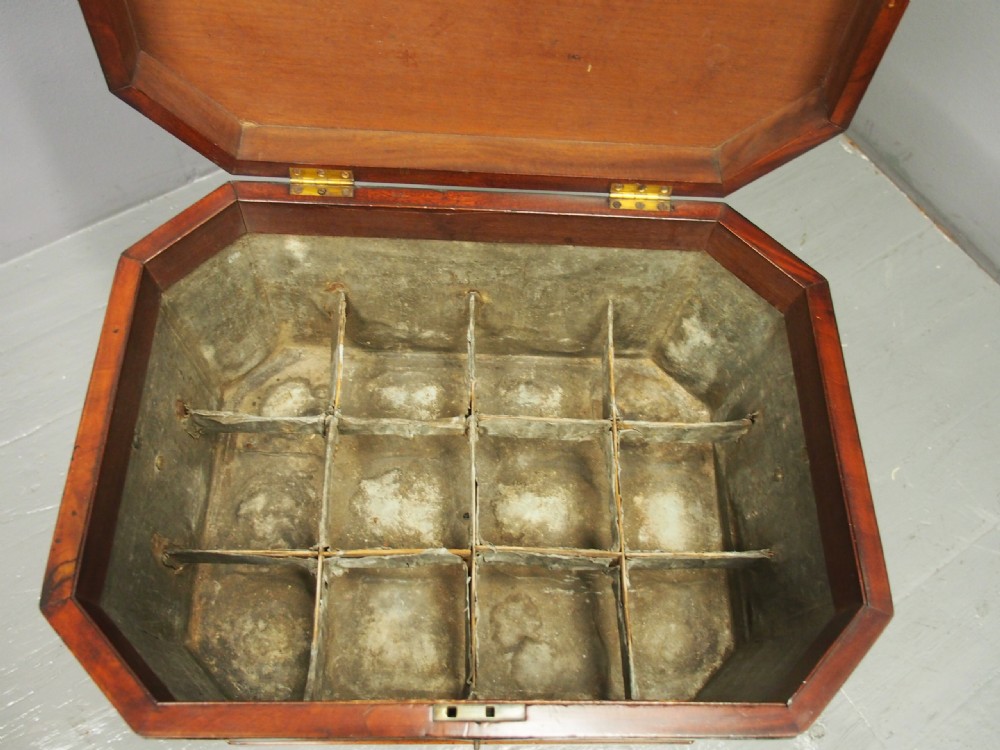 George III Octagonal Mahogany Cellarette View VII