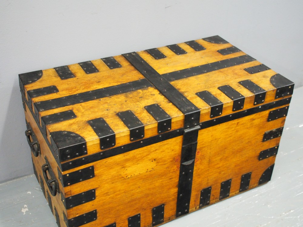 Victorian Oak Silver Trunk or Ships Trunk View V