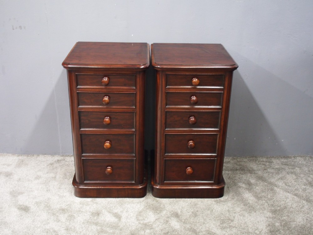 Pair of Neat Sized Victorian Mahogany Bedsides or Chests View III