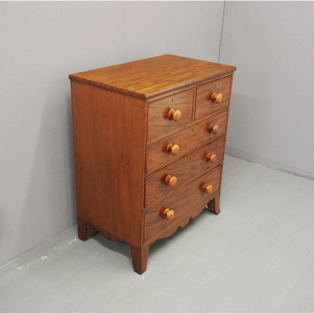 George III Cottage Style Mahogany Chest of Drawers