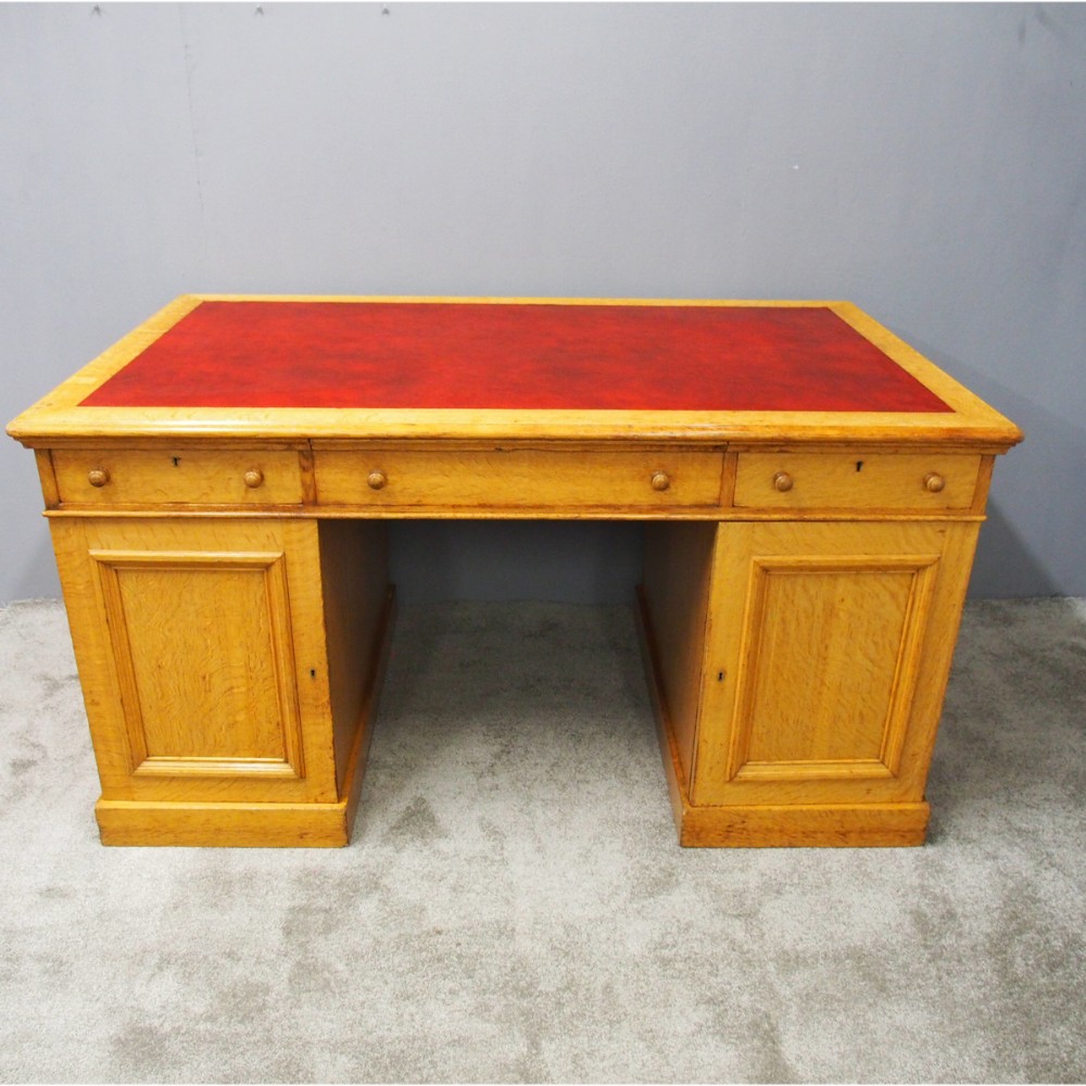 Victorian Oak Partners Desk