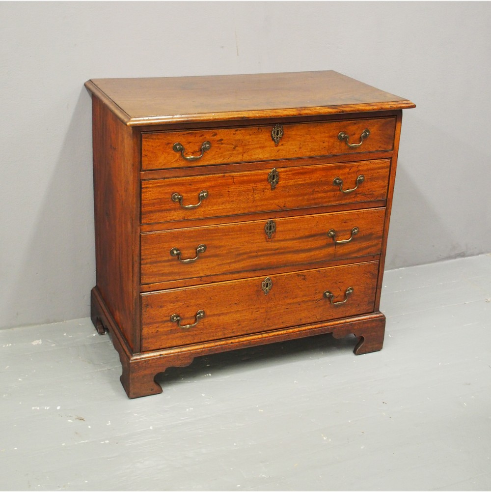 George III Mahogany Chest of Drawers