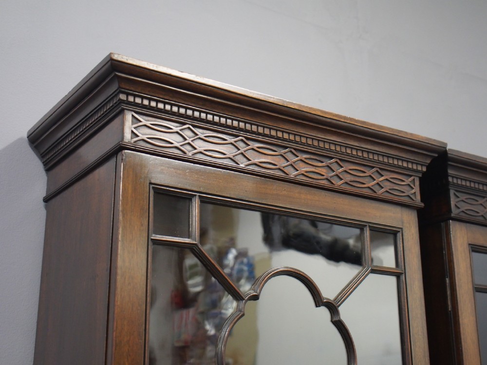Pair of Georgian Style Mahogany Display Cabinets or Bookcases View VI