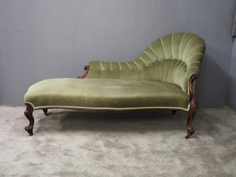 Victorian Carved Walnut Chaise Longue View III