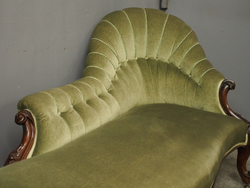 Victorian Carved Walnut Chaise Longue View XI
