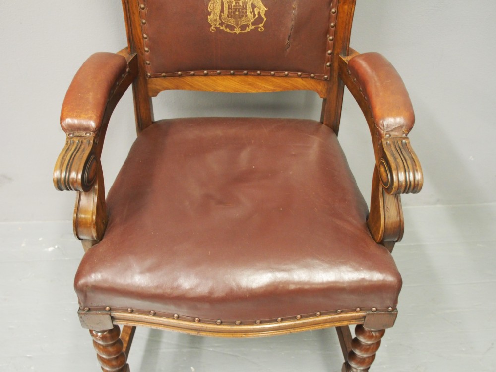 Victorian Carved Walnut Throne or Hall Chair View IX