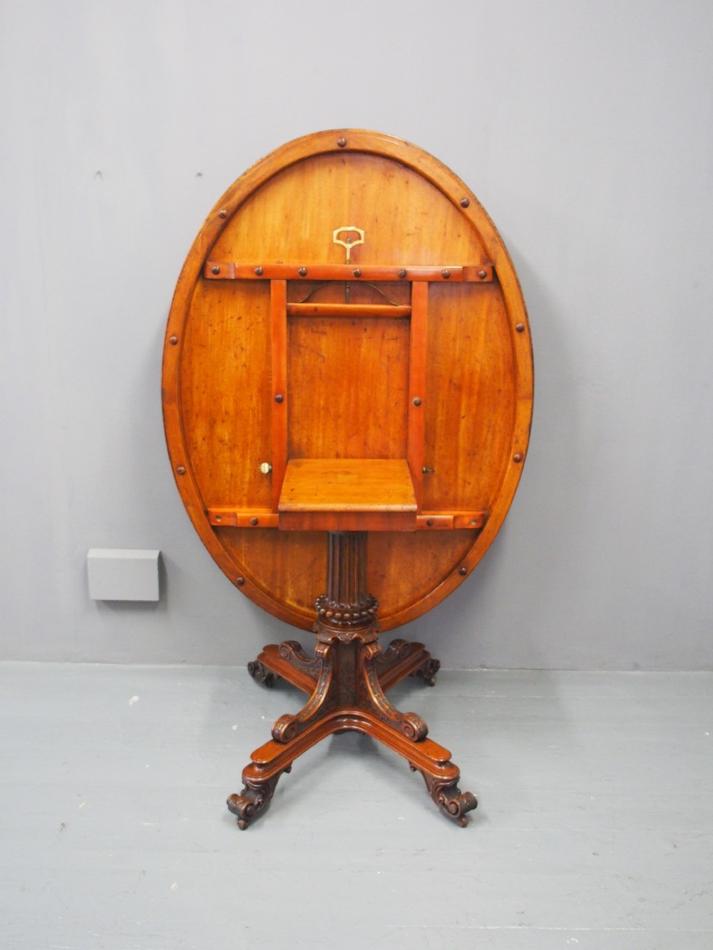 Victorian Burr Walnut Oval Breakfast Table View IV