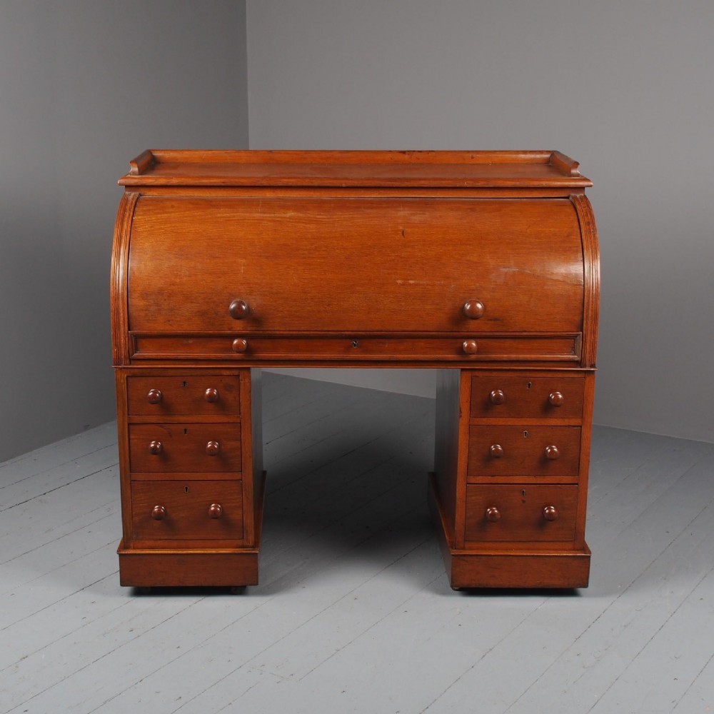 Victorian Oak Cylinder Top Desk