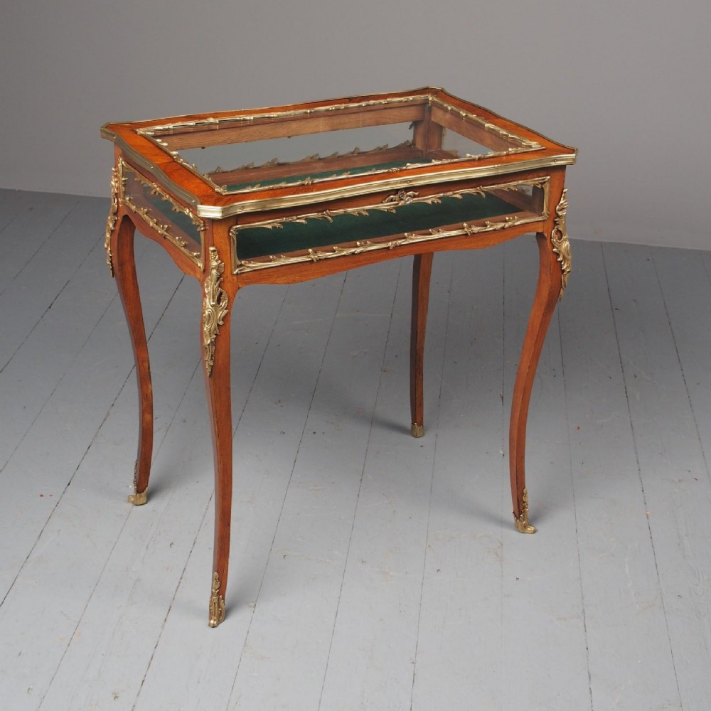 Antique Victorian Rosewood Bijouterie Table