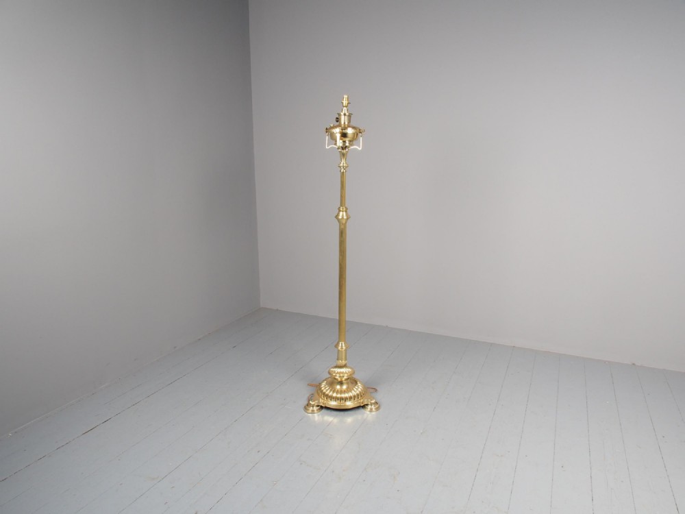 Victorian Cast Brass Oil Lamp
