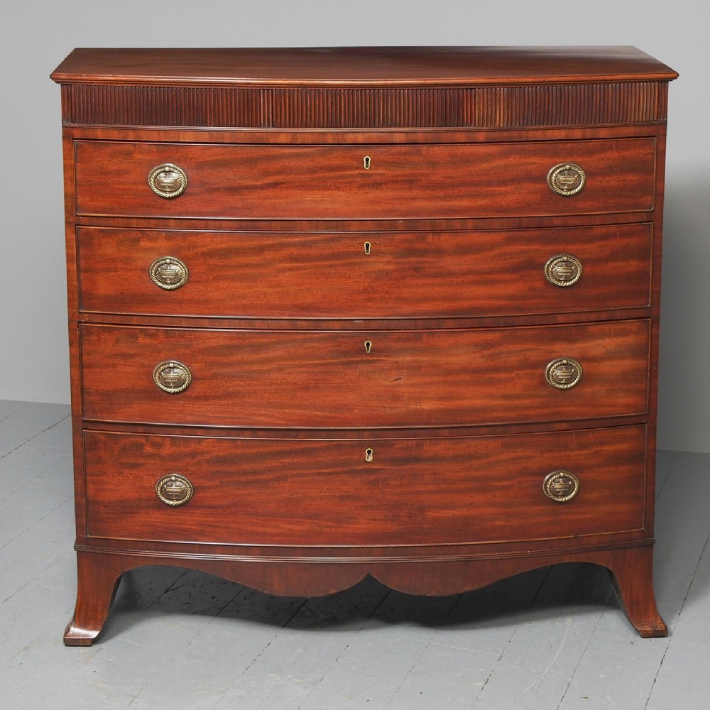 Gillows Style George III Bow Front Mahogany Chest of Drawers