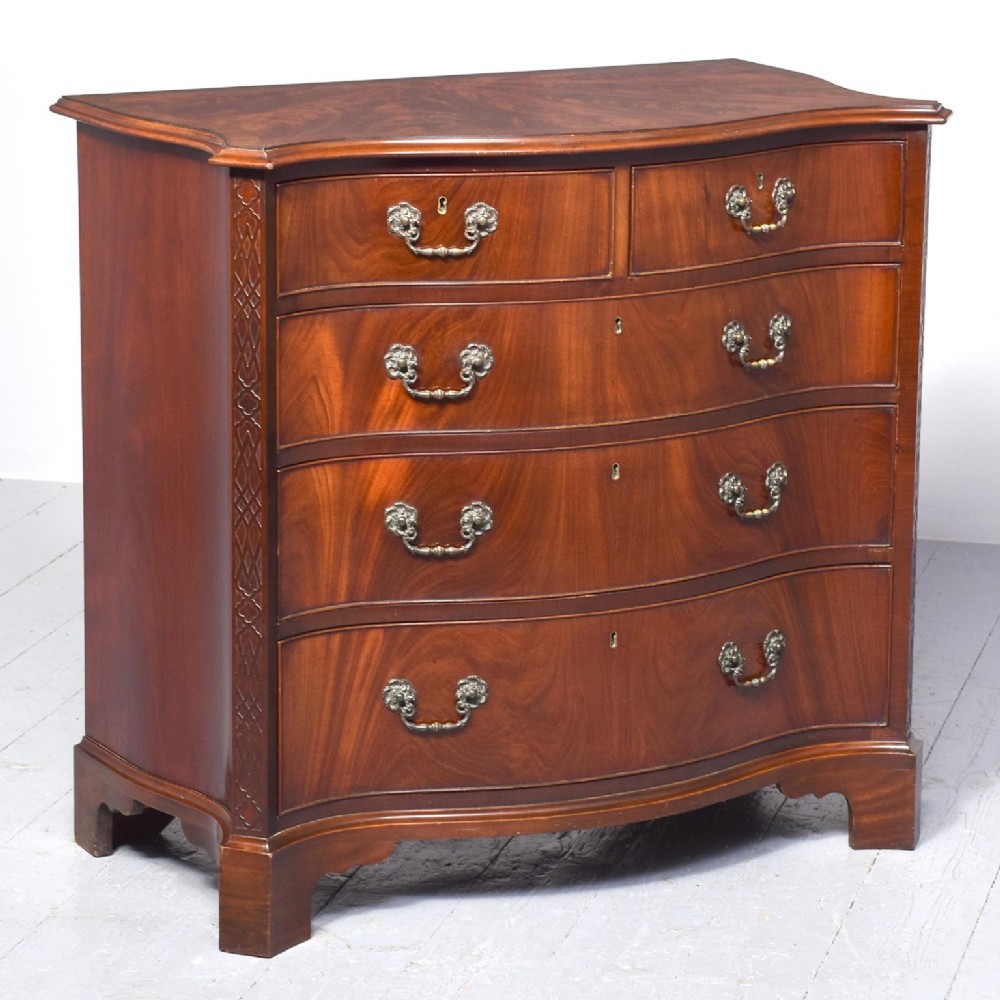 Gorge III Style Serpentine Fronted Mahogany Chest