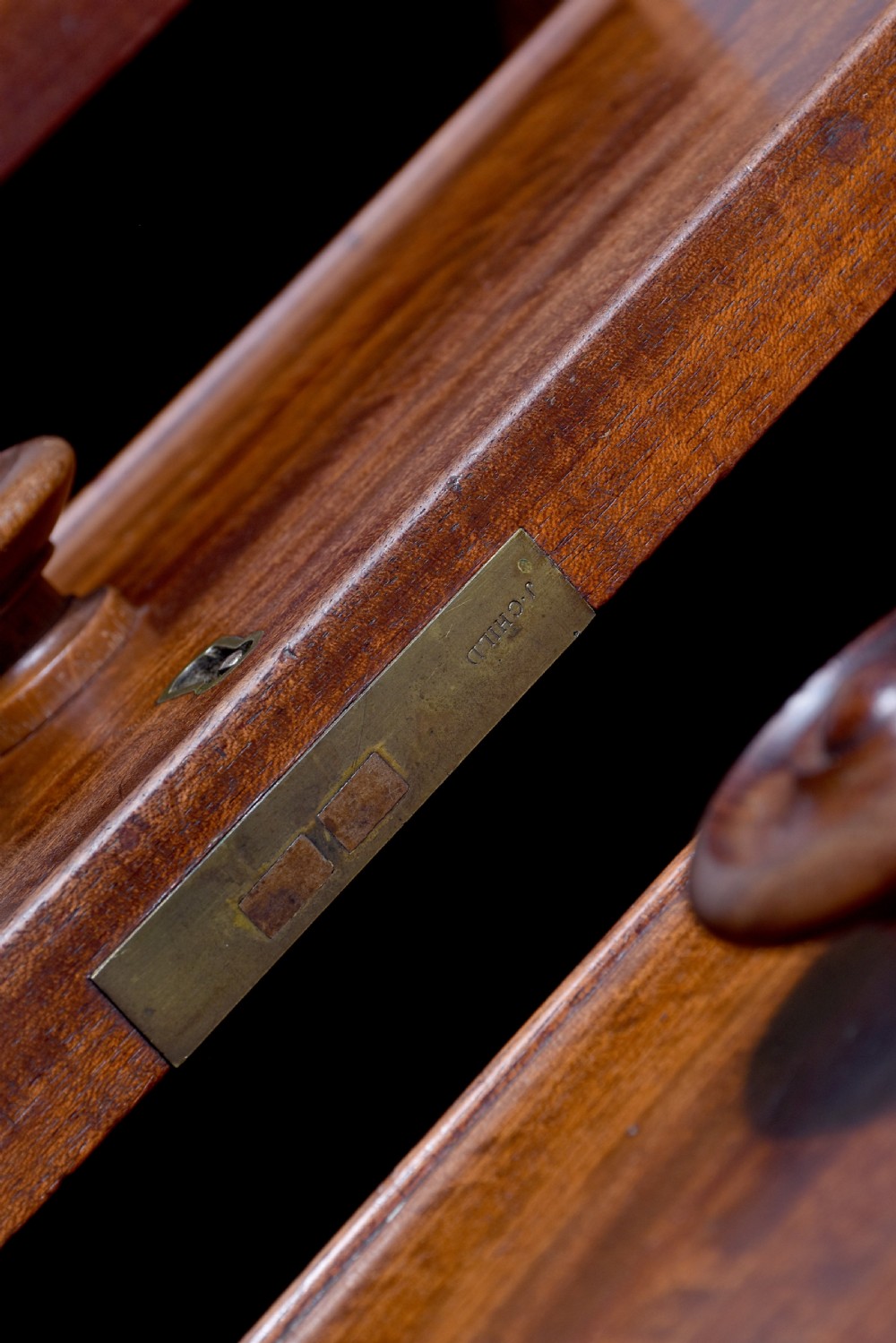 Gillows of Lancaster Low Linen Press View V