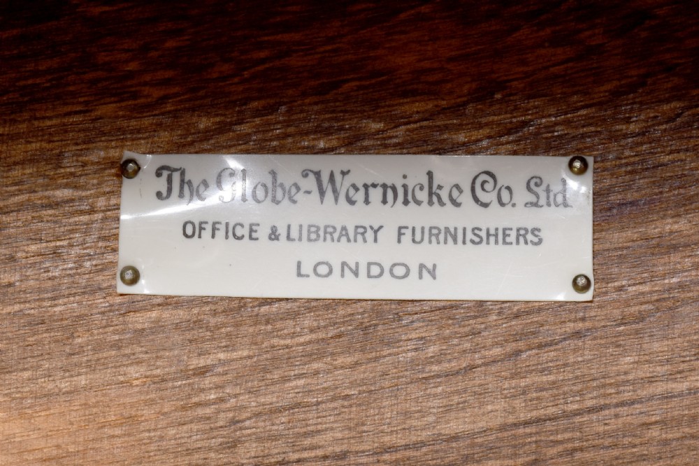 Globe - Wernicke five - section mahogany stacking bookcase, in perfect condition View III