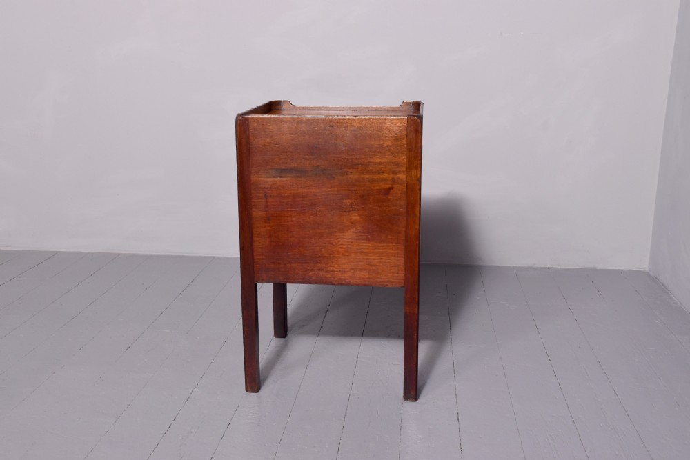 Large , inlaid mahogany George 3rd tray-top bedside locker. View VI