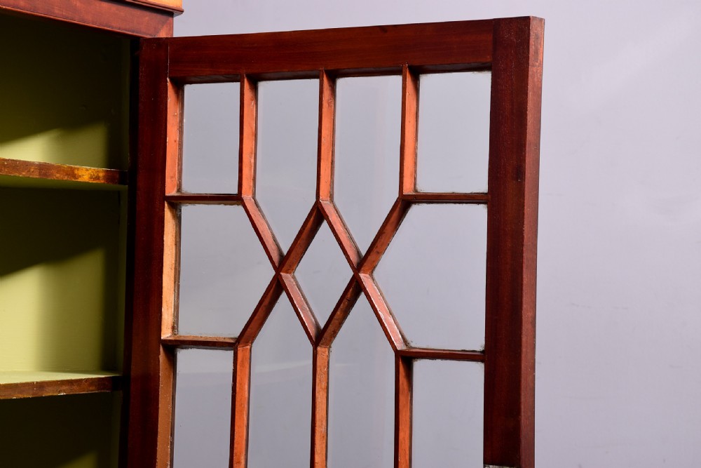 George III, large - size, free - standing mahogany corner cupboard – amazing value! View III