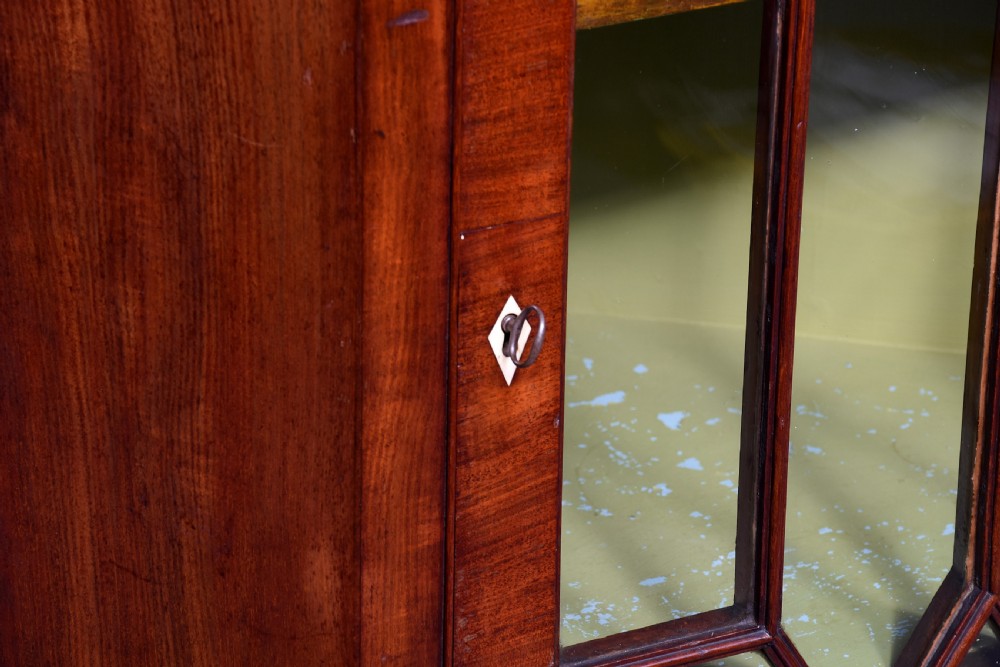 George III, large - size, free - standing mahogany corner cupboard – amazing value! View VII