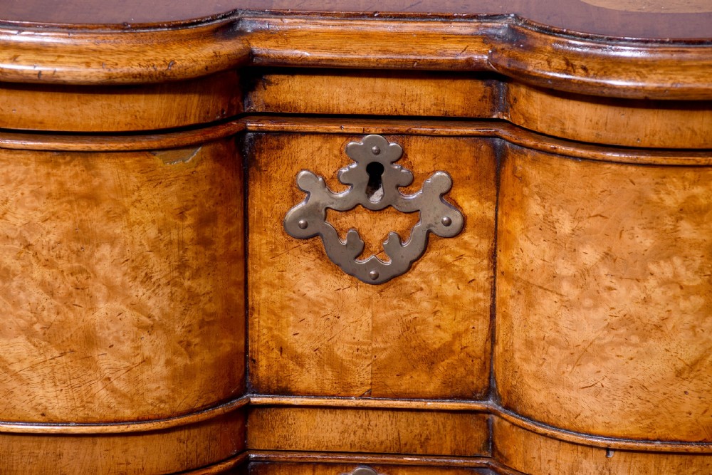 Quality George 2nd Style Block Front Burr Walnut Neat-Sized Chest of Drawers View II