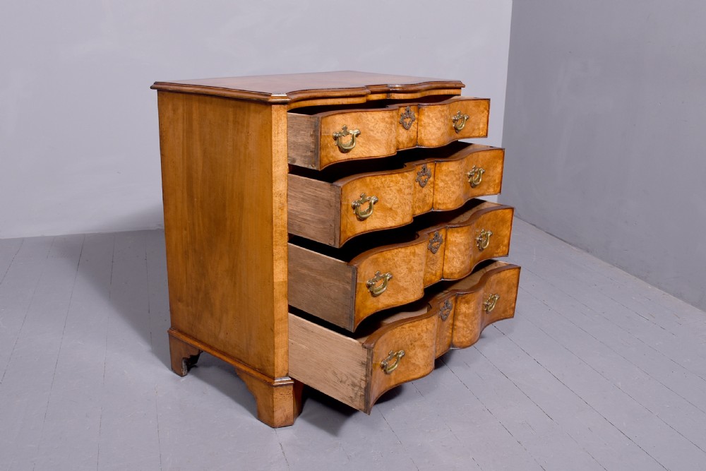 Quality George 2nd Style Block Front Burr Walnut Neat-Sized Chest of Drawers View VII