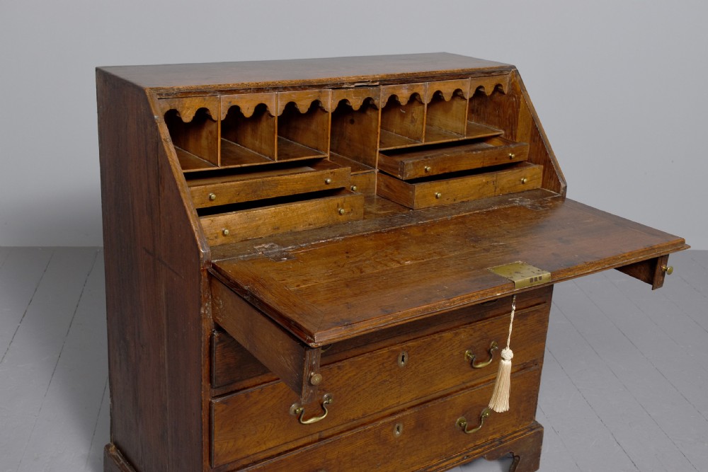 Early George III Oak Bureau View IV