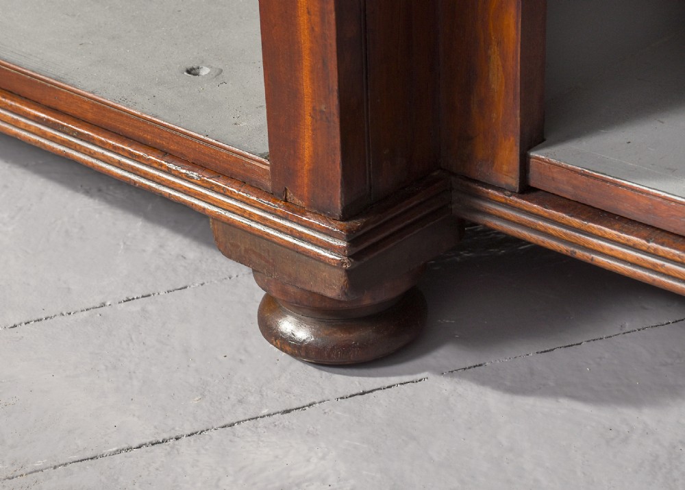 Quality mid-Victorian mahogany 3-section open breakfront bookcase. View VII