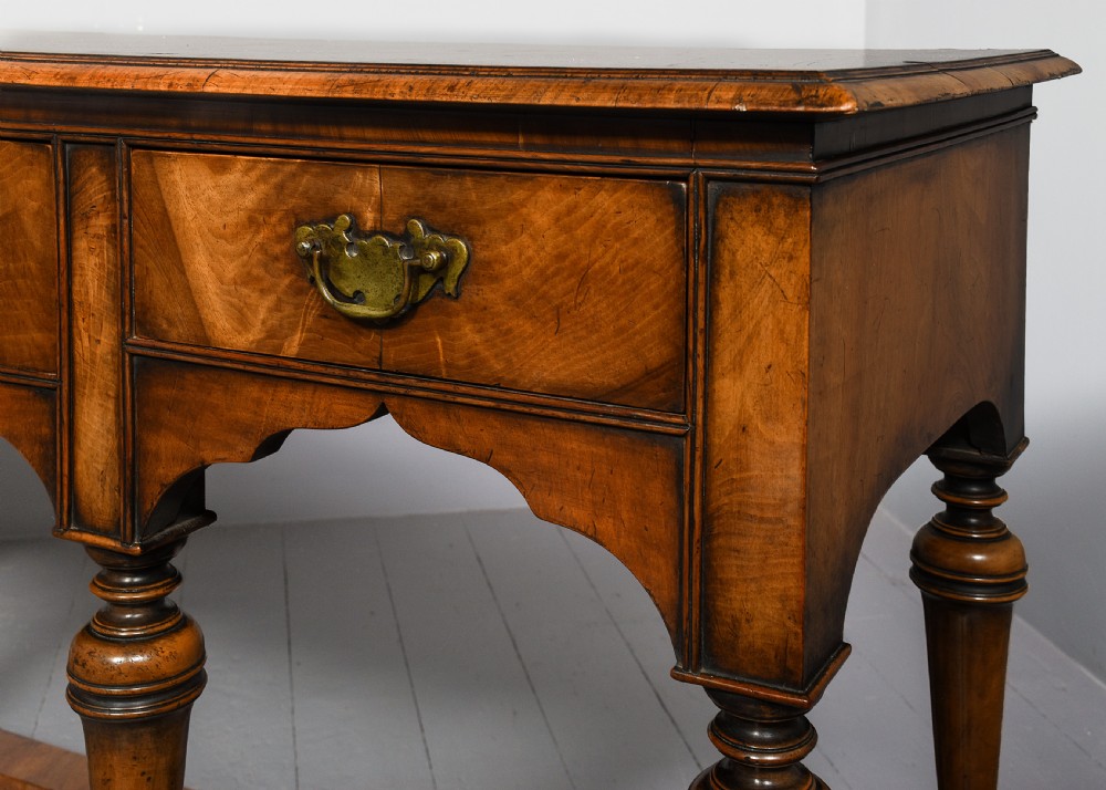 Early Georgian-style figured walnut hall or side table View V