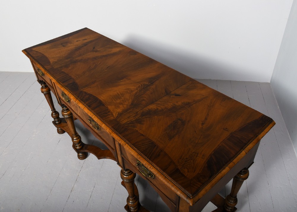 Early Georgian-style figured walnut hall or side table View VIII