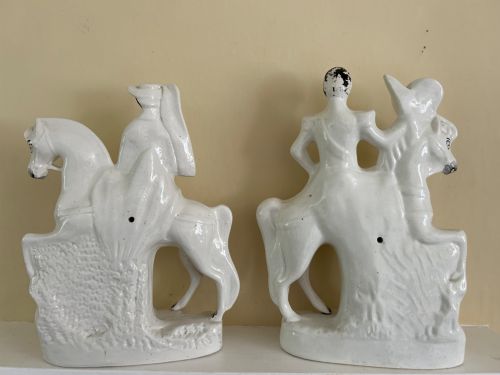 19TH CENTURY STAFFORDSHIRE FLATBACK POTTERY FIGURES OF THE DUKE AND DUCHESS OF CAMBRIDGE - ADDITIONAL PHOTO 1